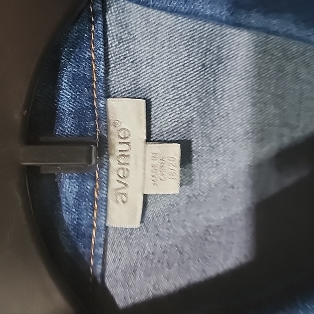 DENIM JACKET BY AVENUE SIZE 18 - Picture 4 of 8